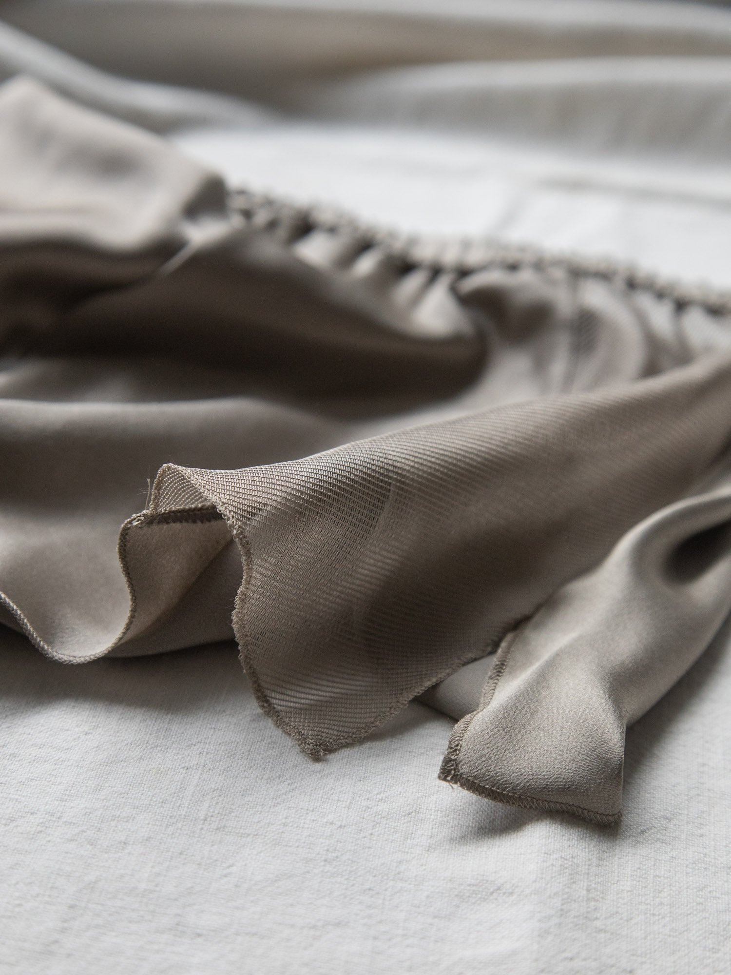 Silk Trapèze Mesh Panty - Beige