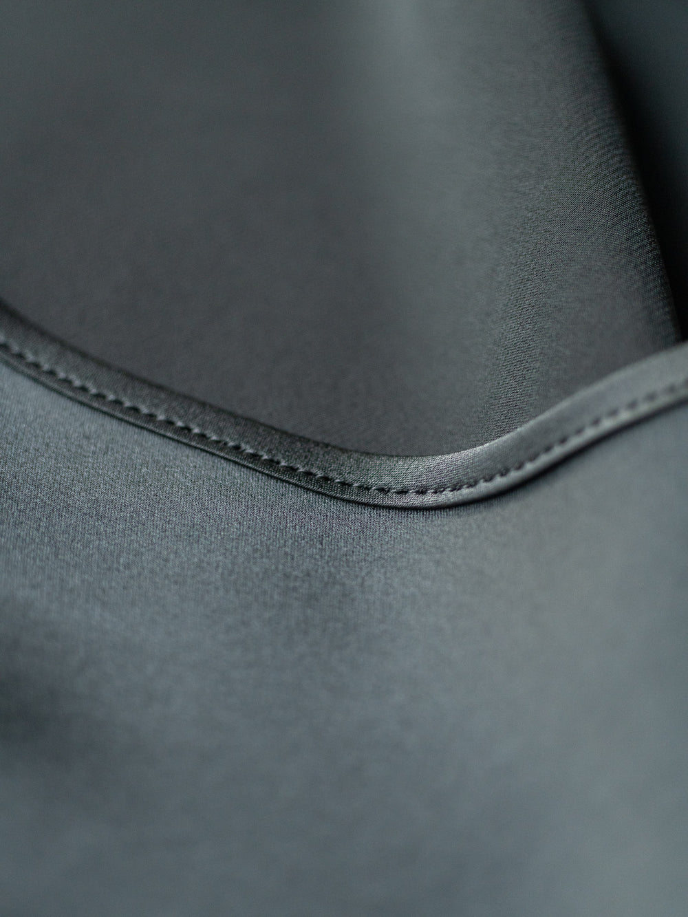 Silk Type-U Tank - Grey