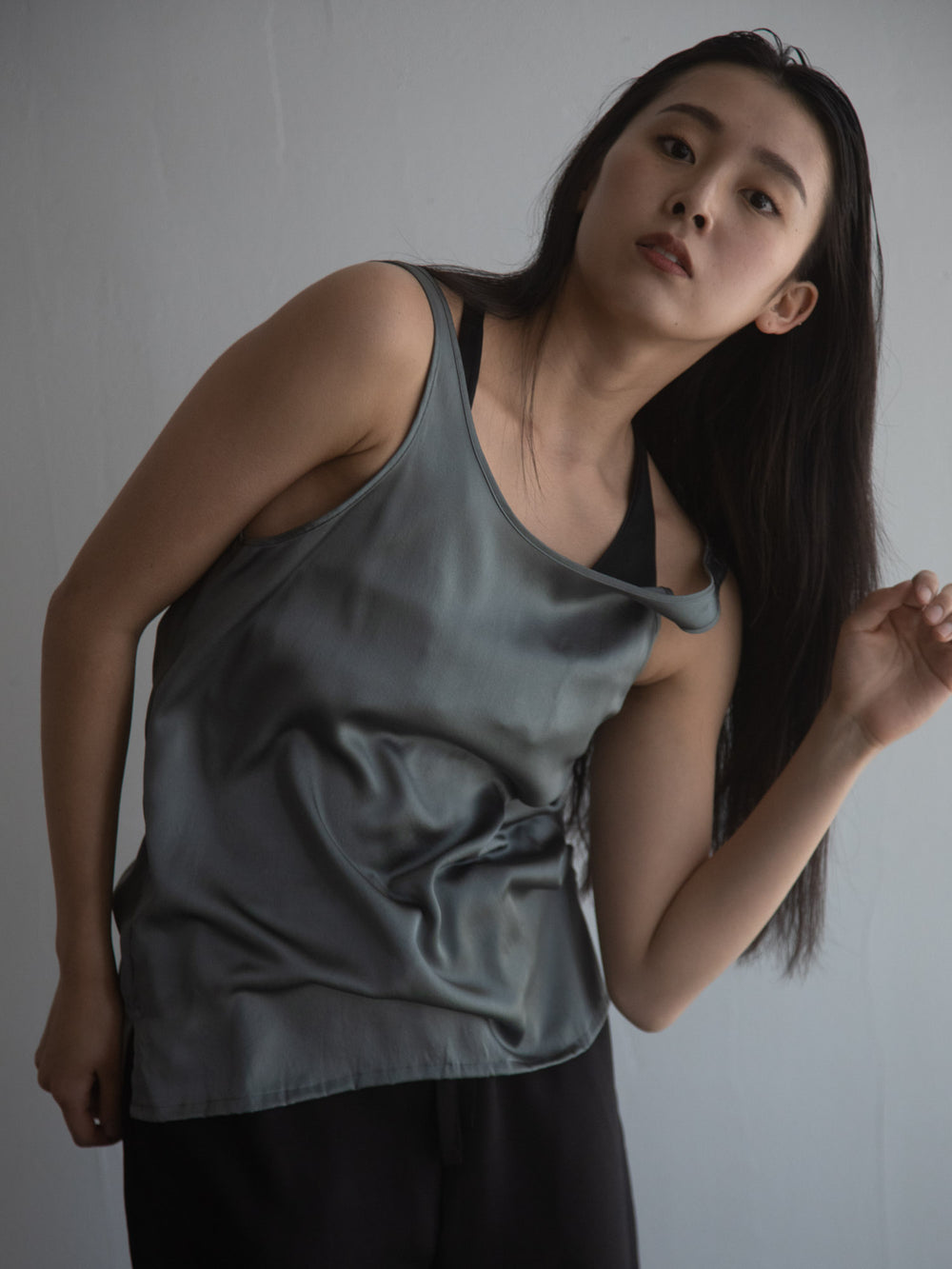 Silk Type-U Tank - Grey