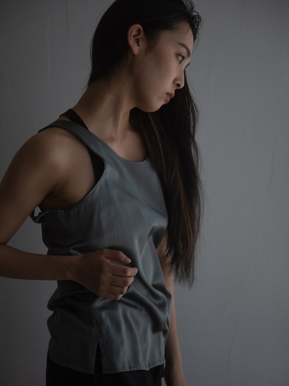 Silk Type-U Tank - Grey