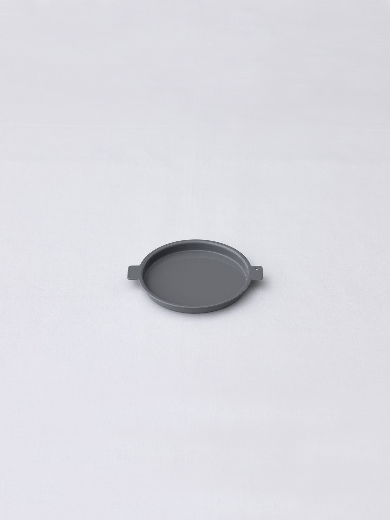 Aluminum Round Tray – Valley Grey