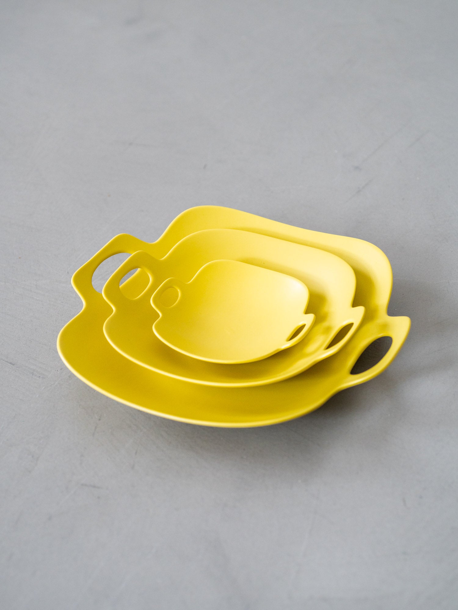 Bon Voyage Plate – Yellow