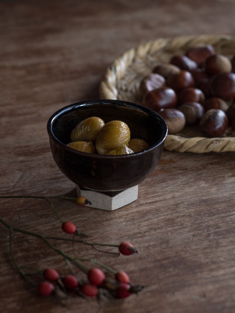 Iga Small Bowl with Hexagon Base