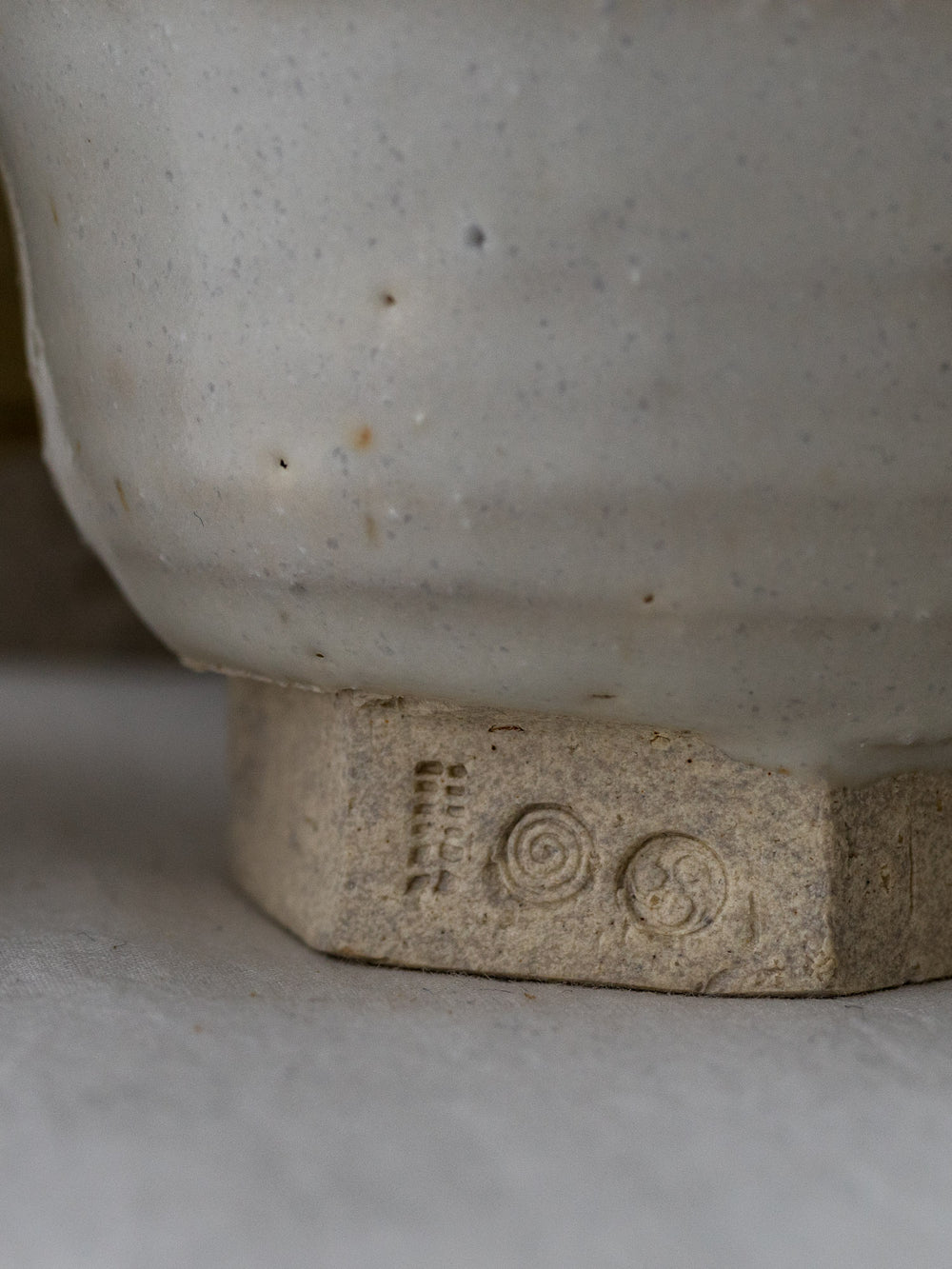 Iga Small Bowl with Hexagon Base