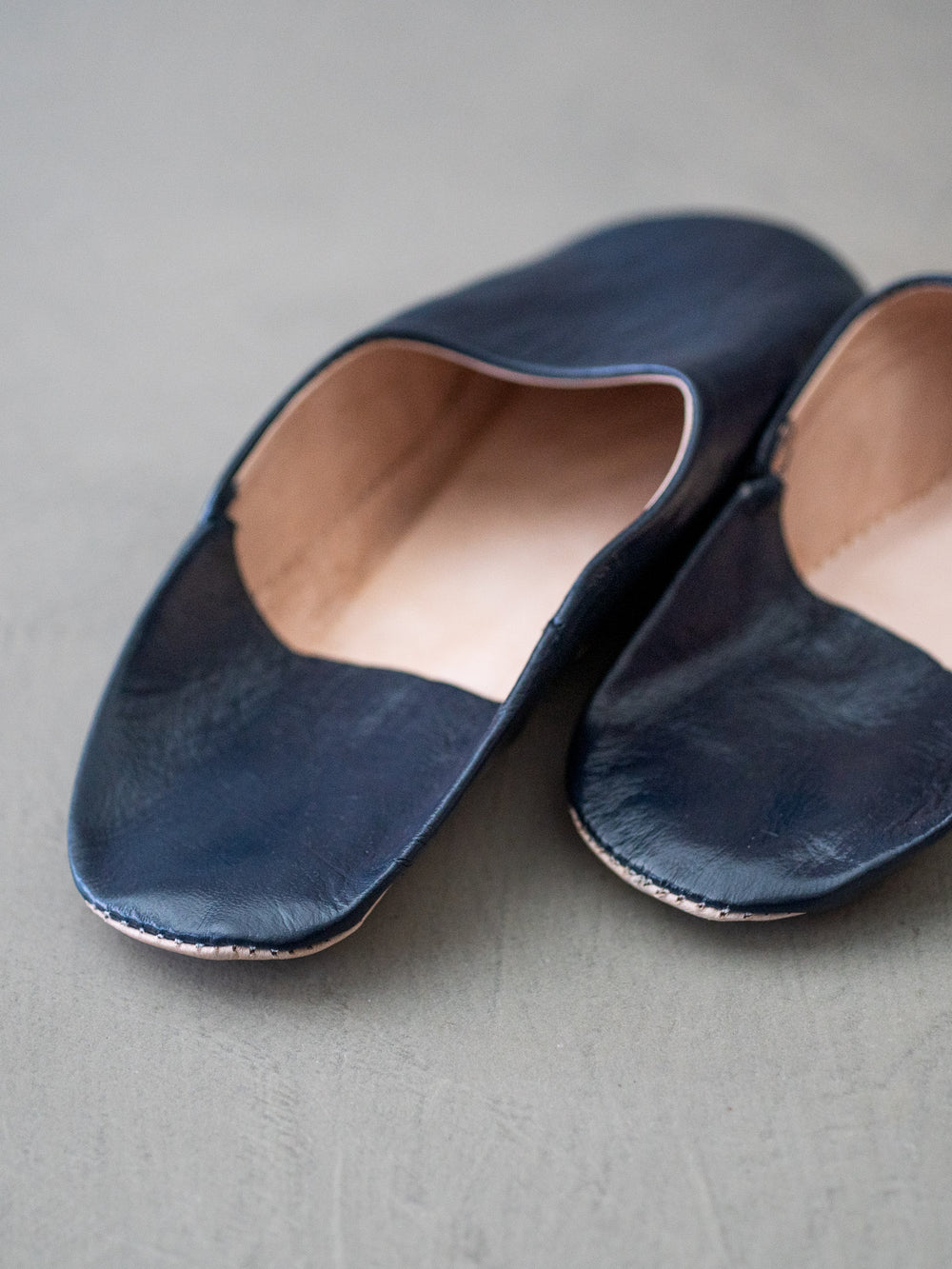 Babouche Leather Slippers – Navy