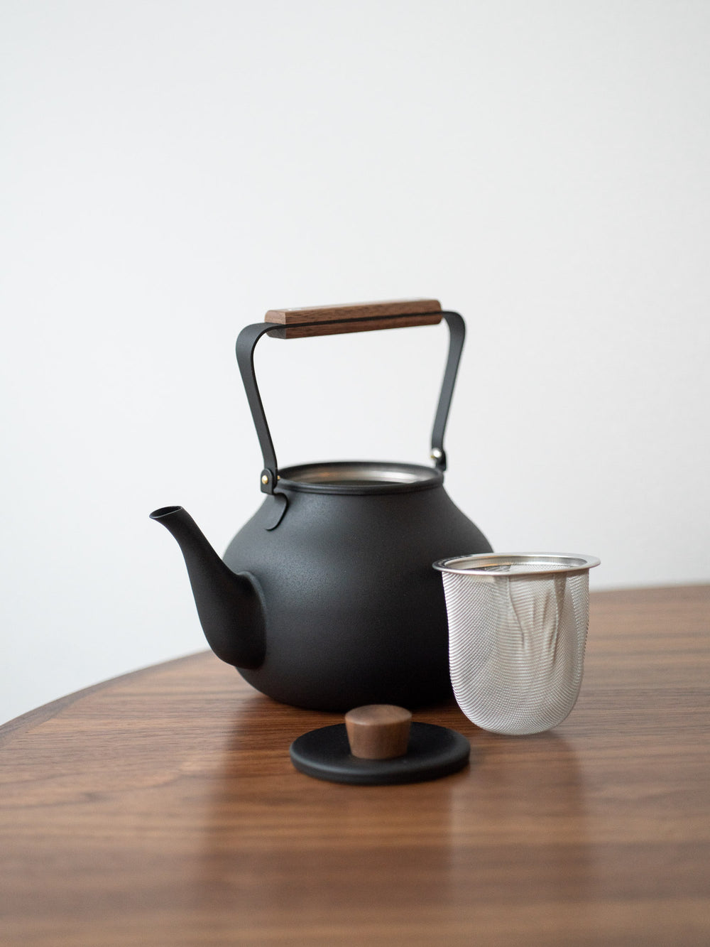 Chaki Stainless Teapot Black – L