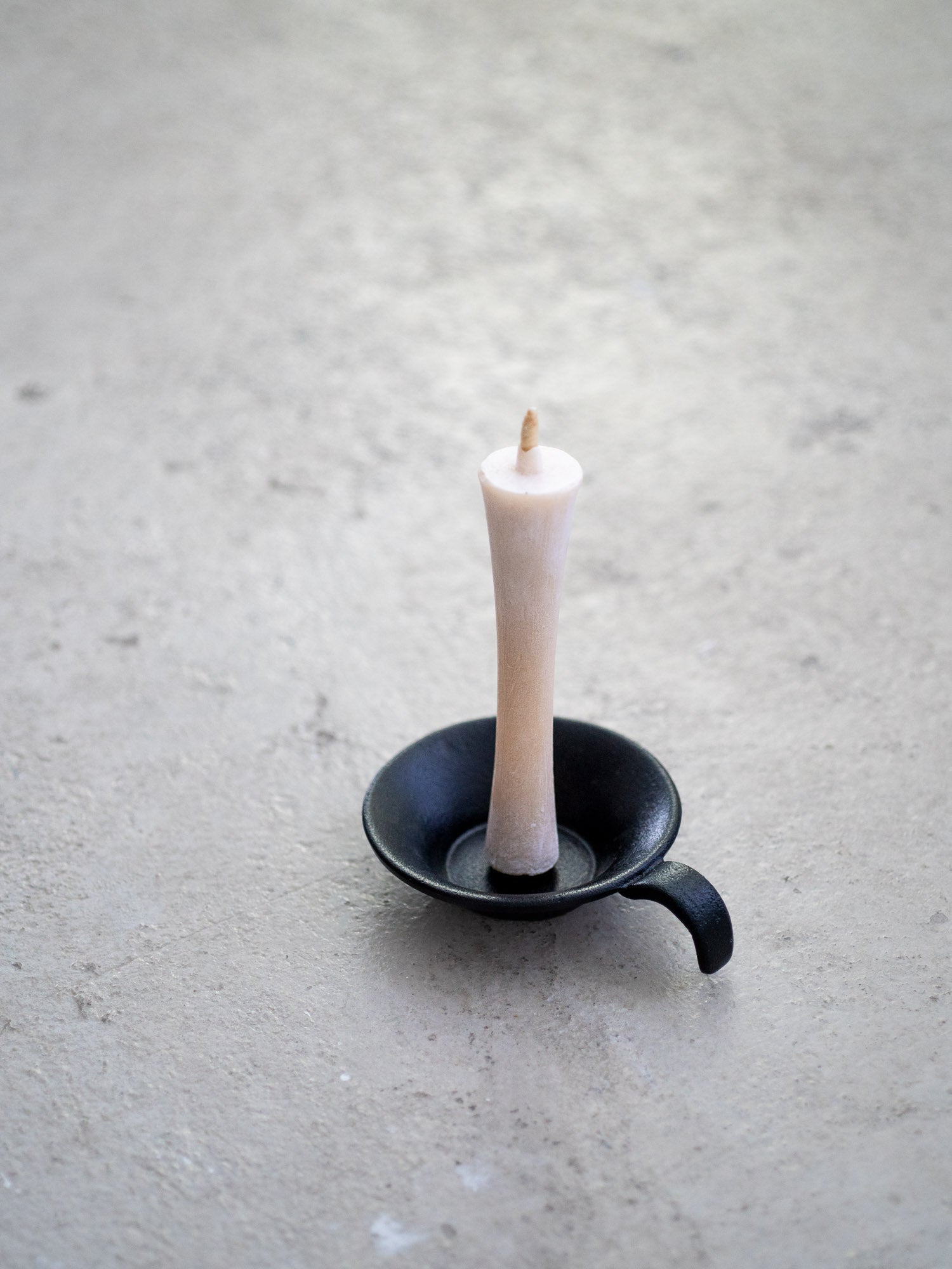 Cast Iron Candle Holder – Circle