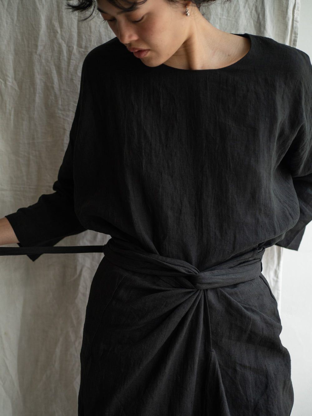 Linen Sheeting Wrapped Pants - Black