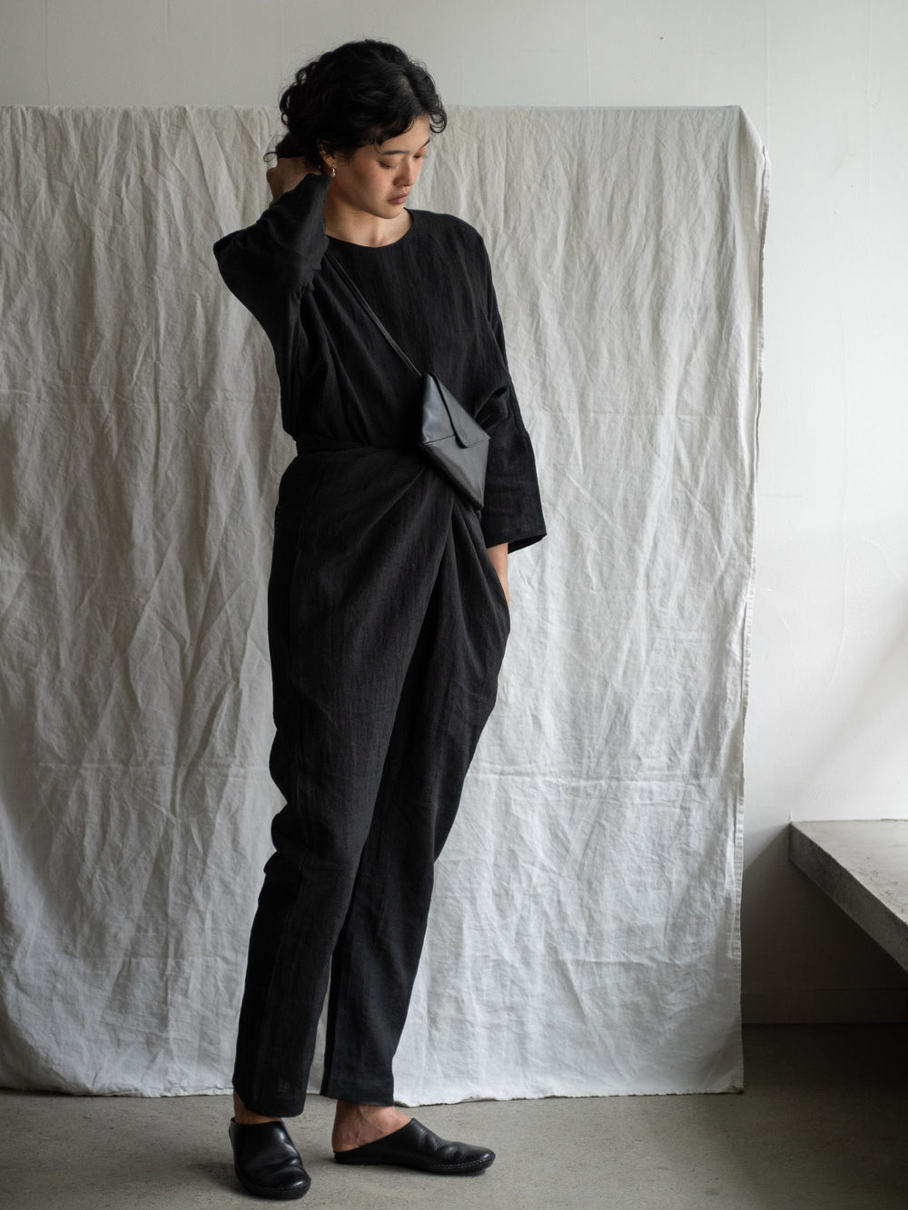 Linen Sheeting Wrapped Pants - Black