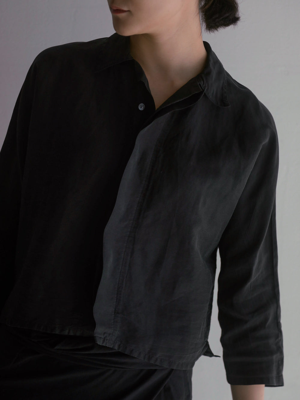 Silk Paper Grogram Dolman-Sleeve Shirt - Black