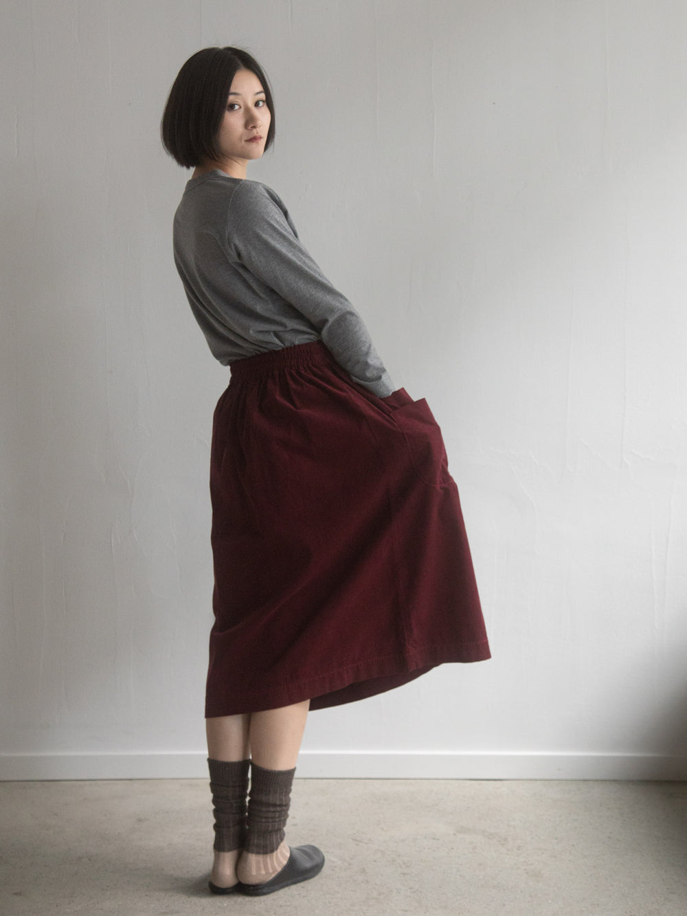 Corduroy Skirt with Double Pocket – Burgundy