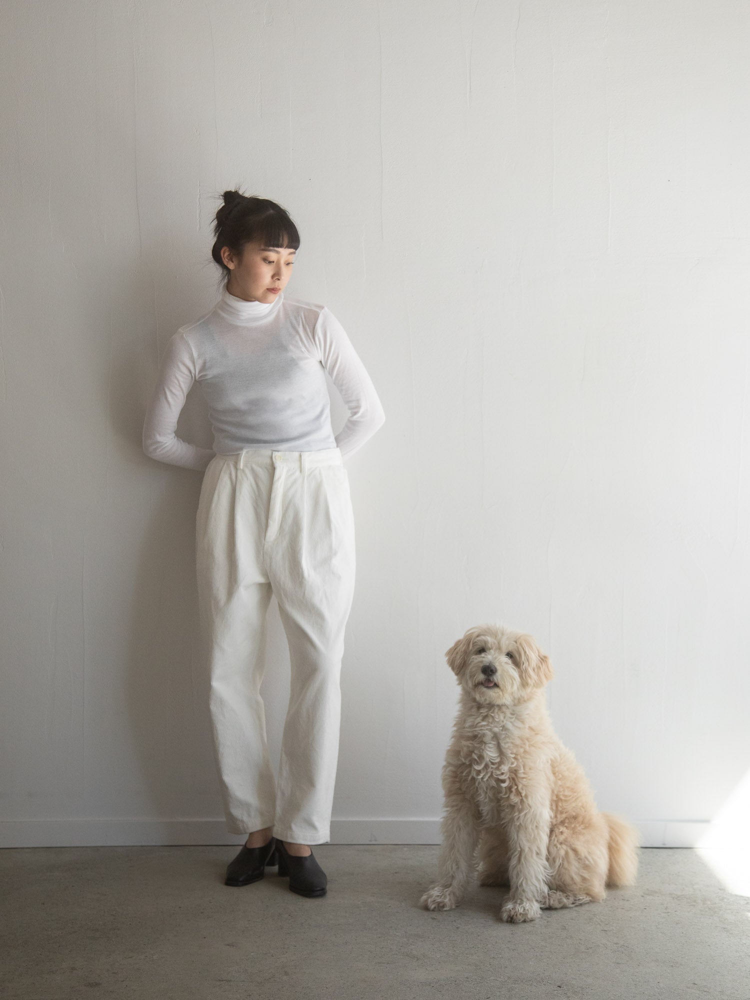 Corduroy Tuck Pants - White