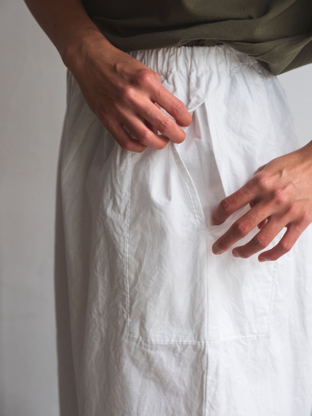 Gathered Cotton Pants - White