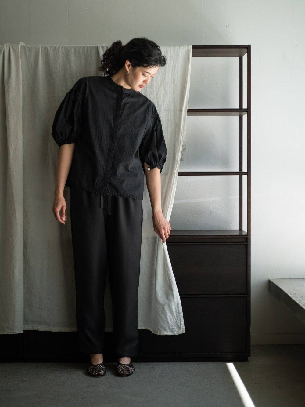Cotton Puff Sleeve Shirt - Black