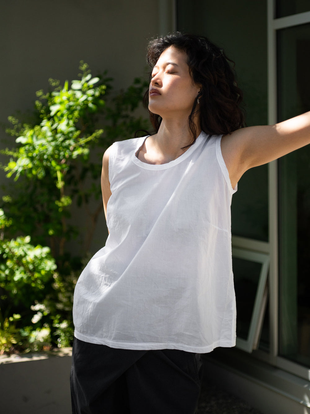 Light Cotton Sleeveless Blouse - White