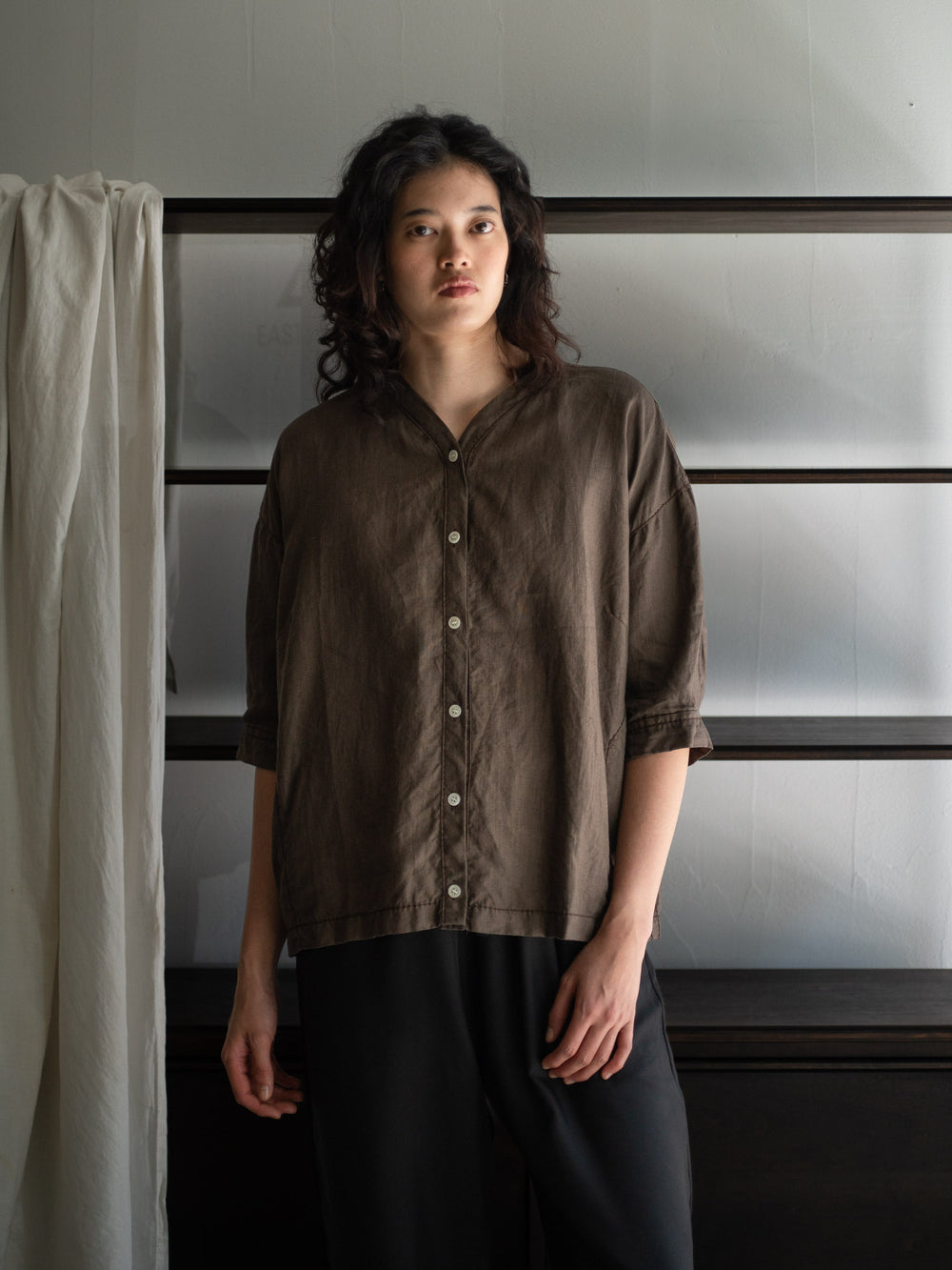 Linen Bio V-neck Blouse - Taupe