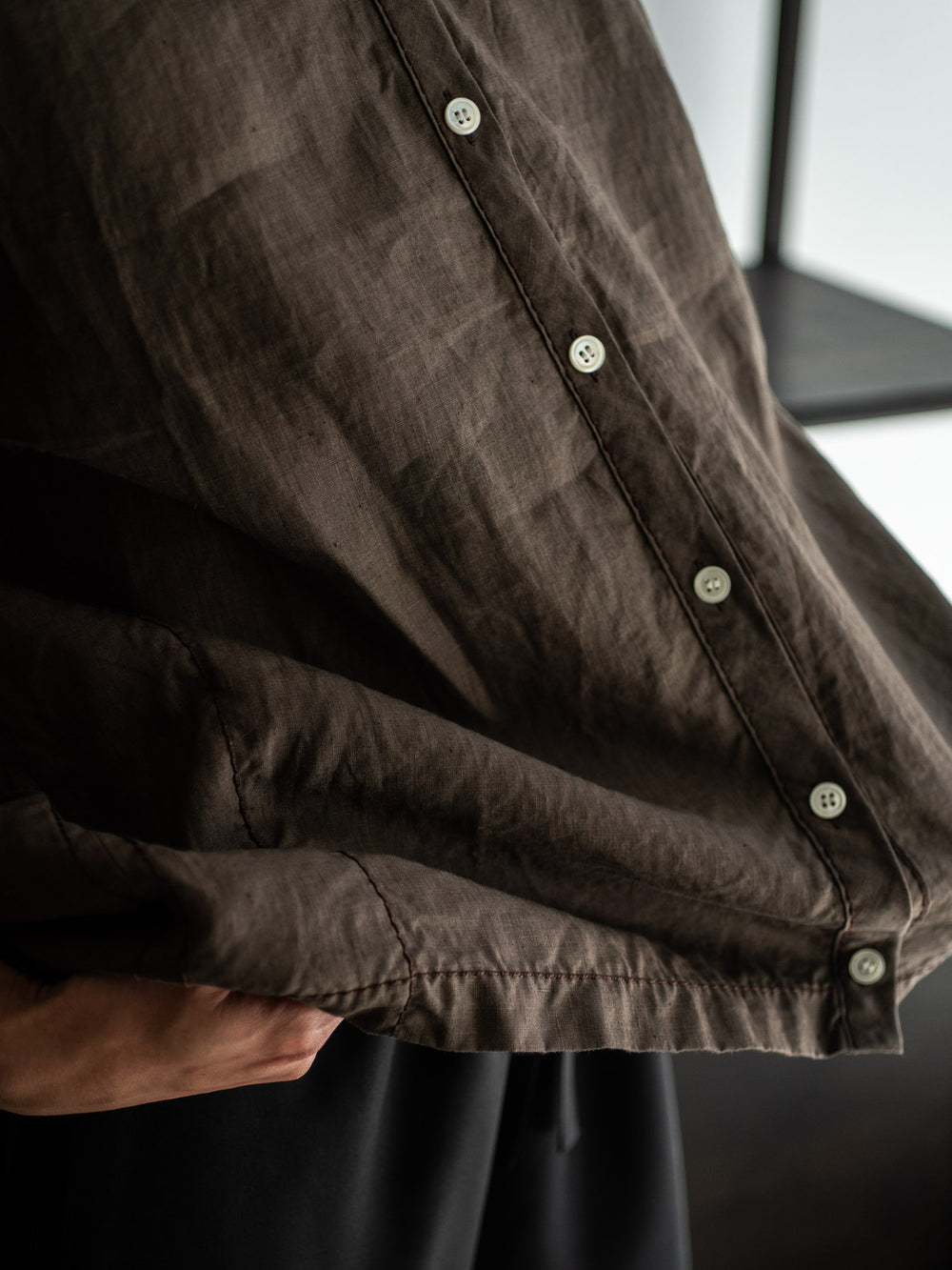 Linen Bio V-neck Blouse - Taupe