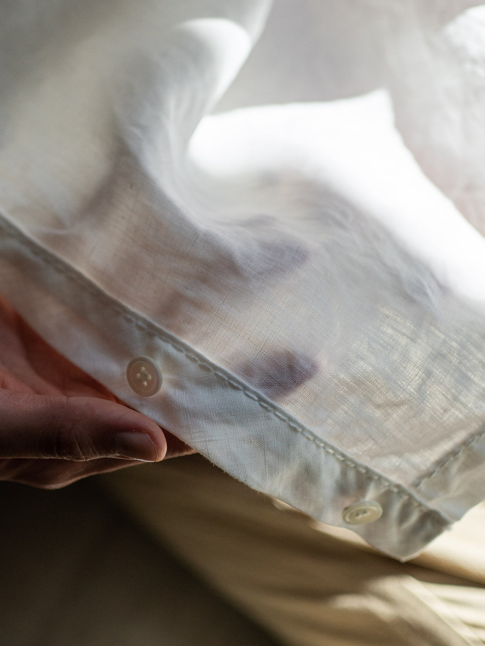 Linen Bio V-neck Blouse - White