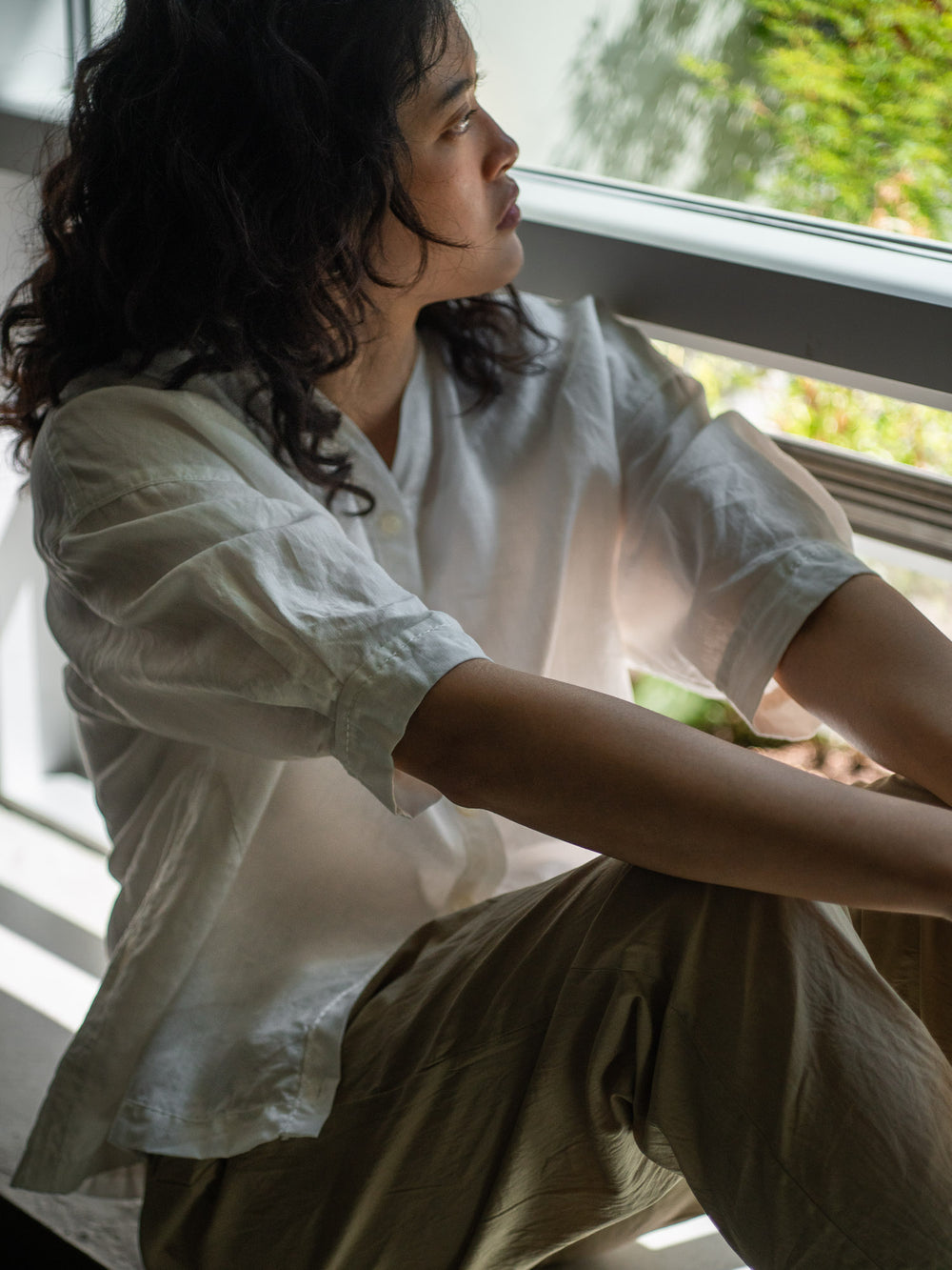 Linen Bio V-neck Blouse - White