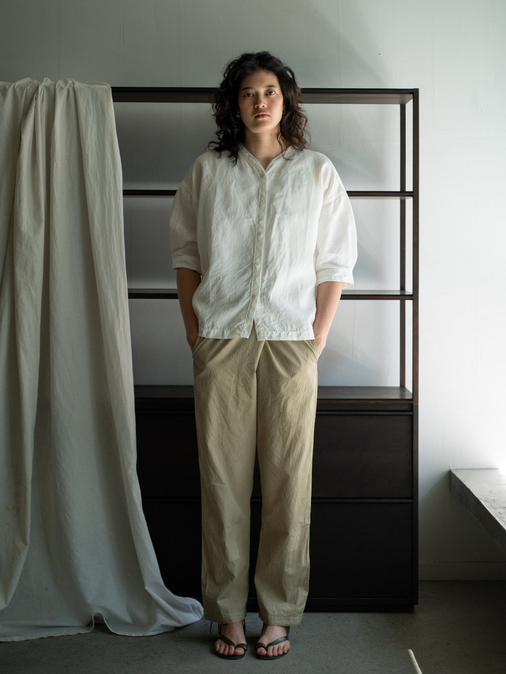 Linen Bio V-neck Blouse - White