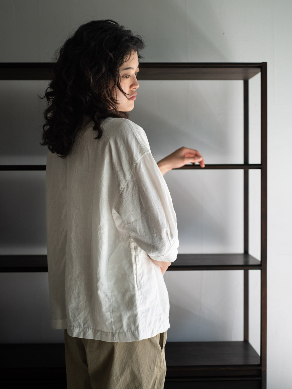 Linen Bio V-neck Blouse - White