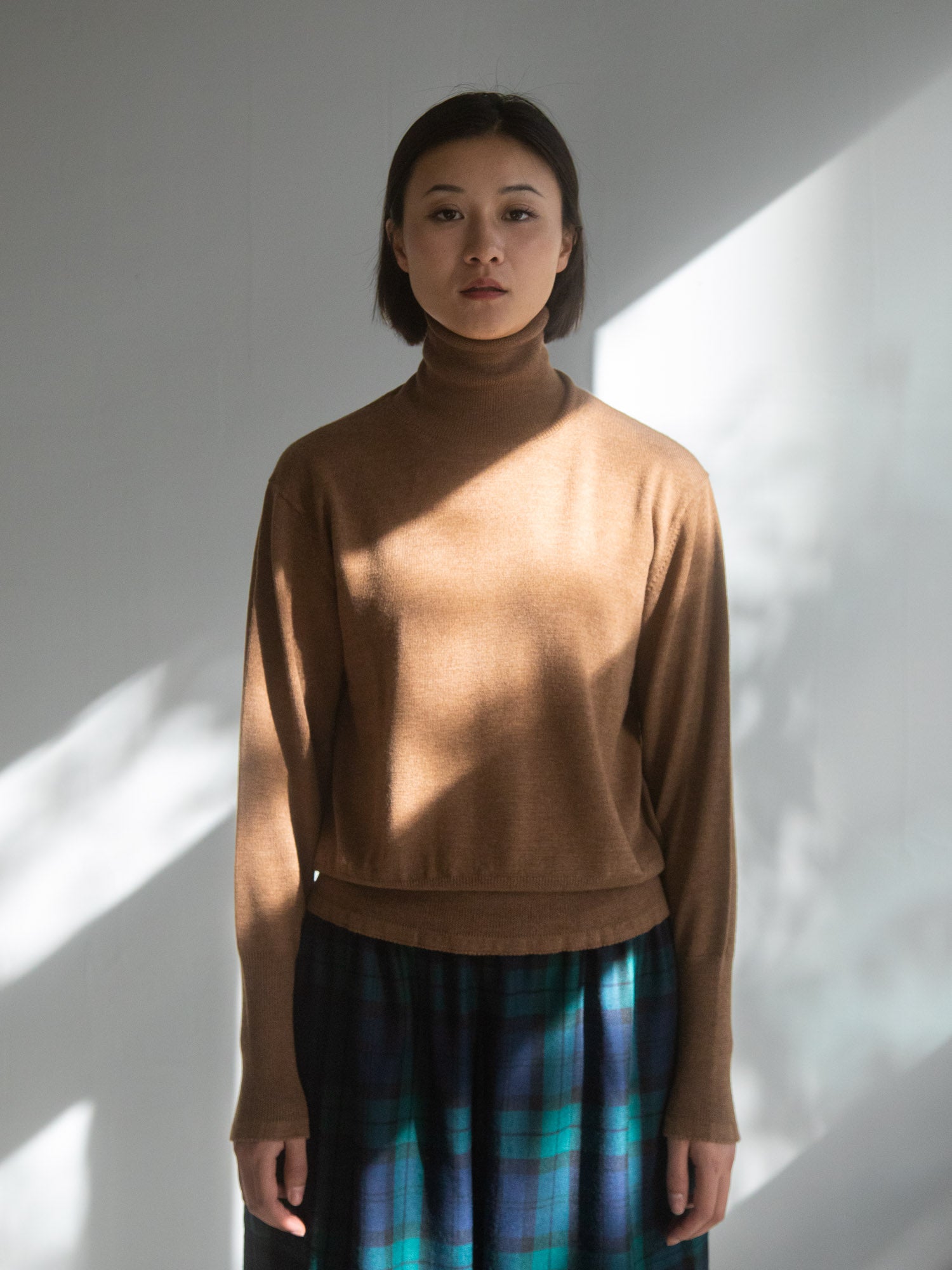 Smooth Wool Turtleneck Sweater - Camel