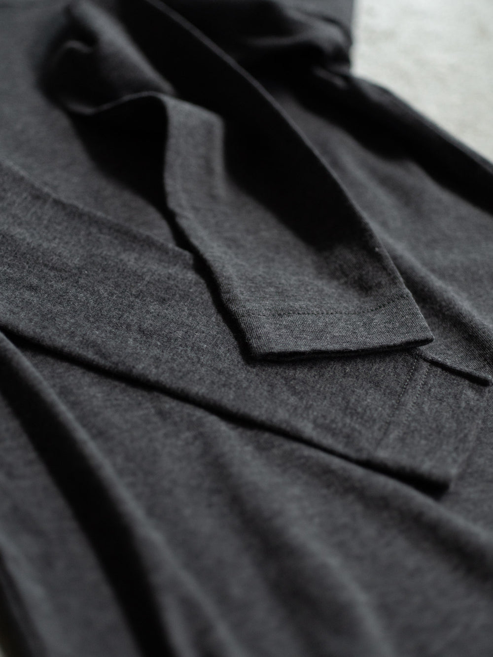 Thin Cotton Crewneck Shirt - Charcoal