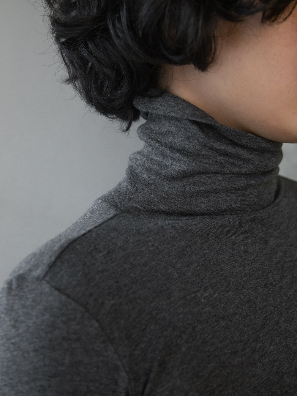 Thin Cotton Turtleneck Shirt - Charcoal