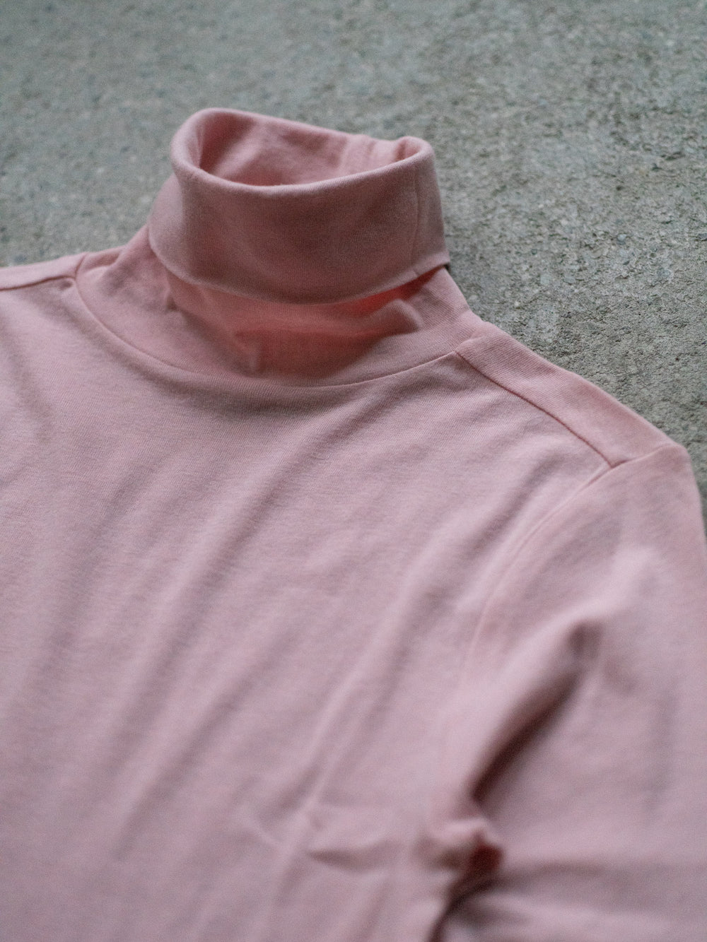 Thin Cotton Turtleneck Shirt - Pink