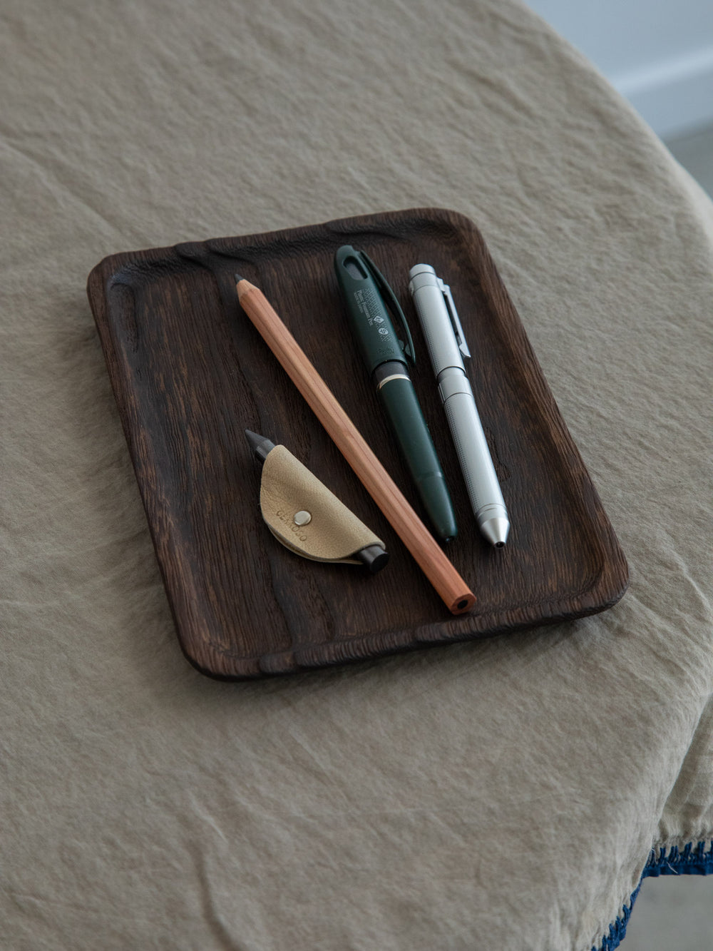 Kiri Wood Kittebon Tray