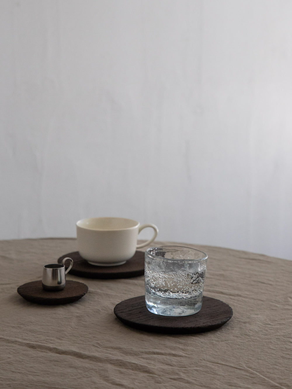 Kiri Wood Round Tray