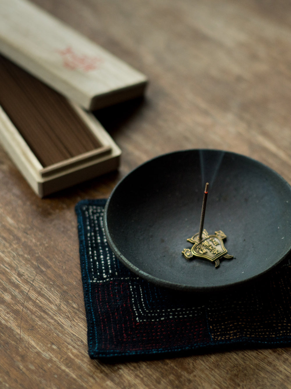Kungyokudo Incense Holder