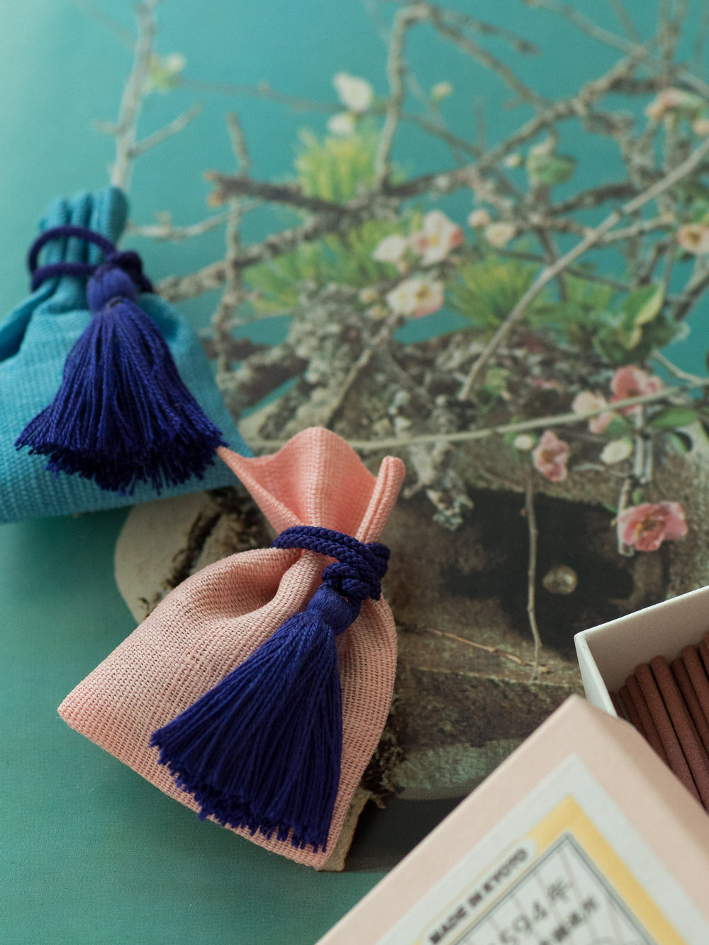 Kungyokudo Incense Sachet – Daigo Cherry Blossom