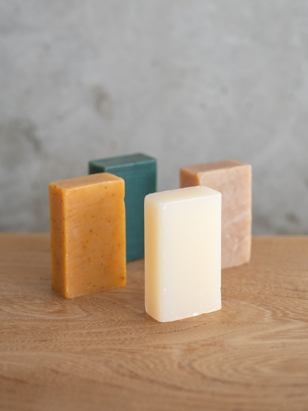 Natural Soap – Sandalwood & Turmeric