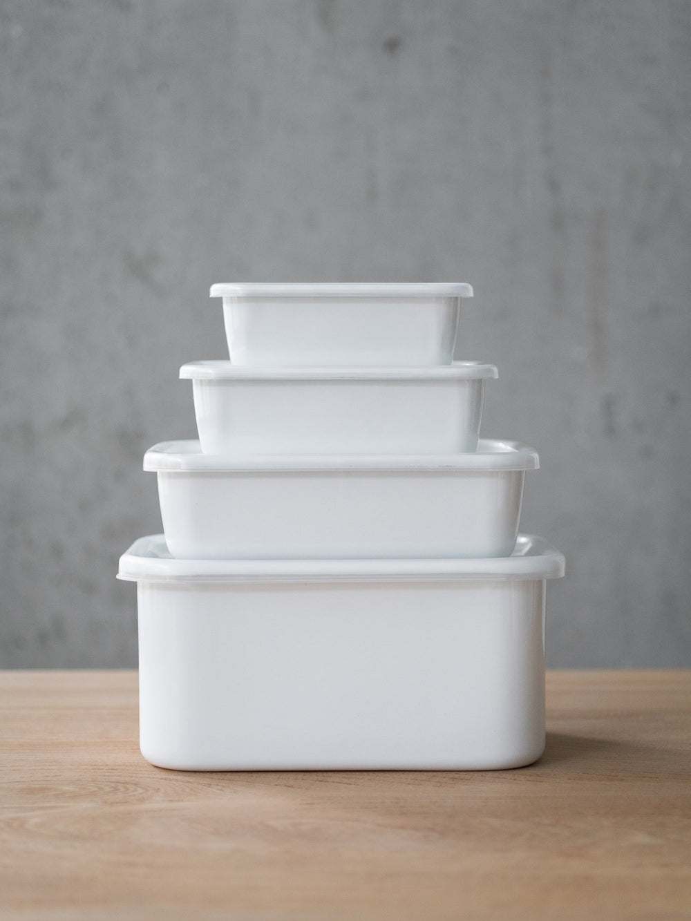 Noda Horo White Series Enamel Rectangle Deep Food Containers with