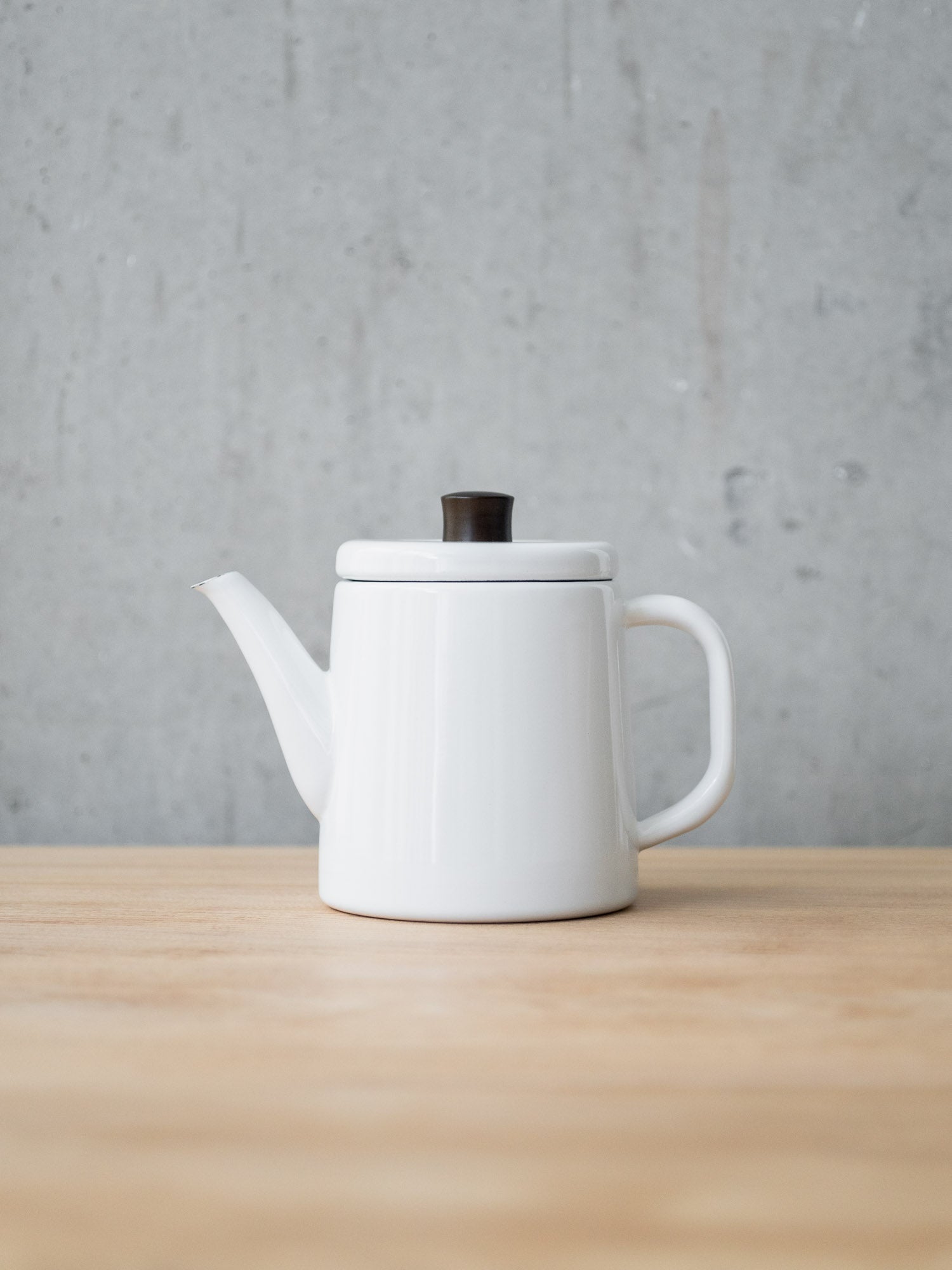 Pottle Enamel Kettle Pot – White