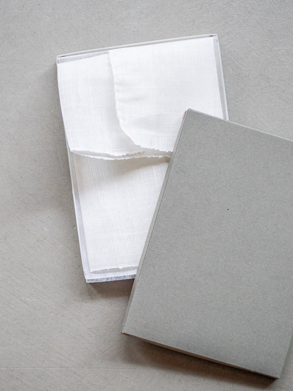 56 Handkerchief Linen - White