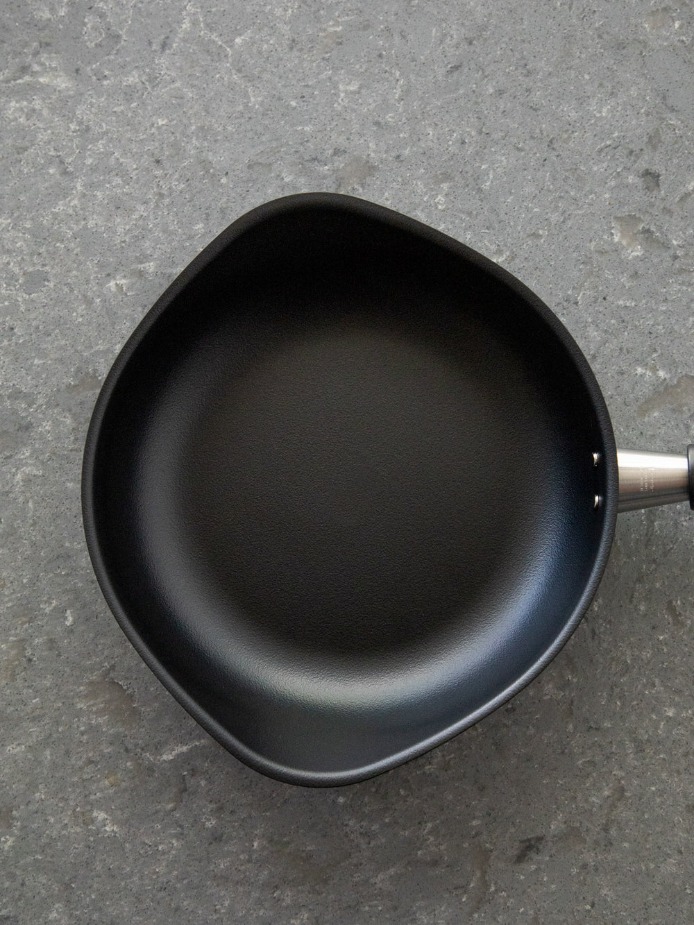 Sori Yanagi Magma Plate Iron Frying Pan