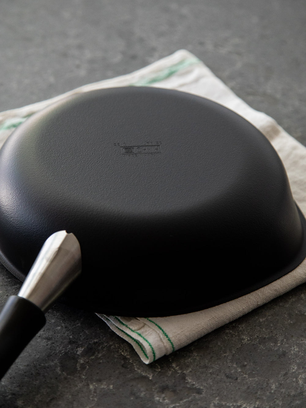 Sori Yanagi Magma Plate Iron Frying Pan