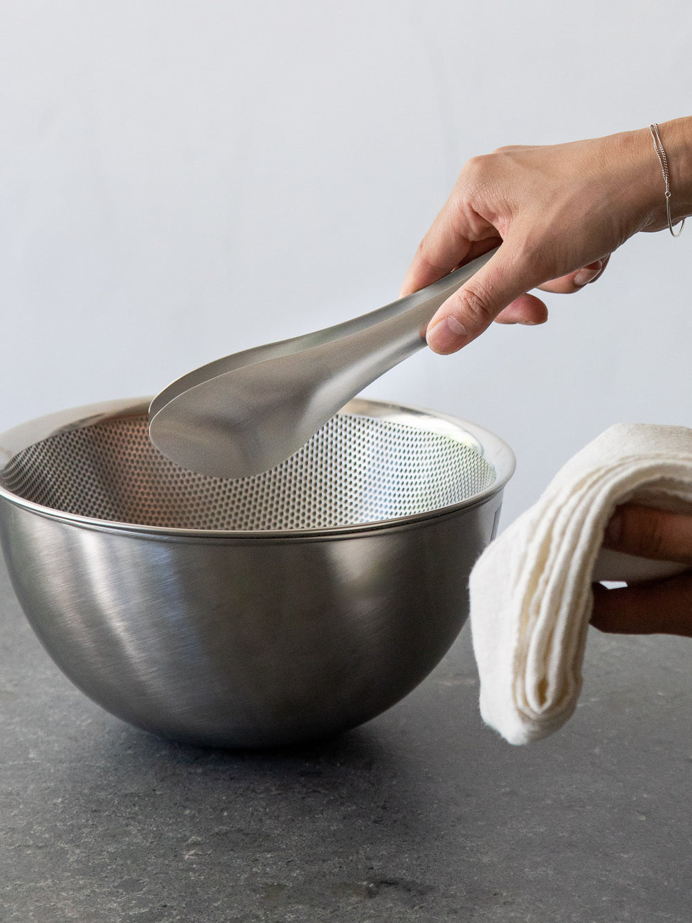 Sori Yanagi Stainless Tongs – Solid