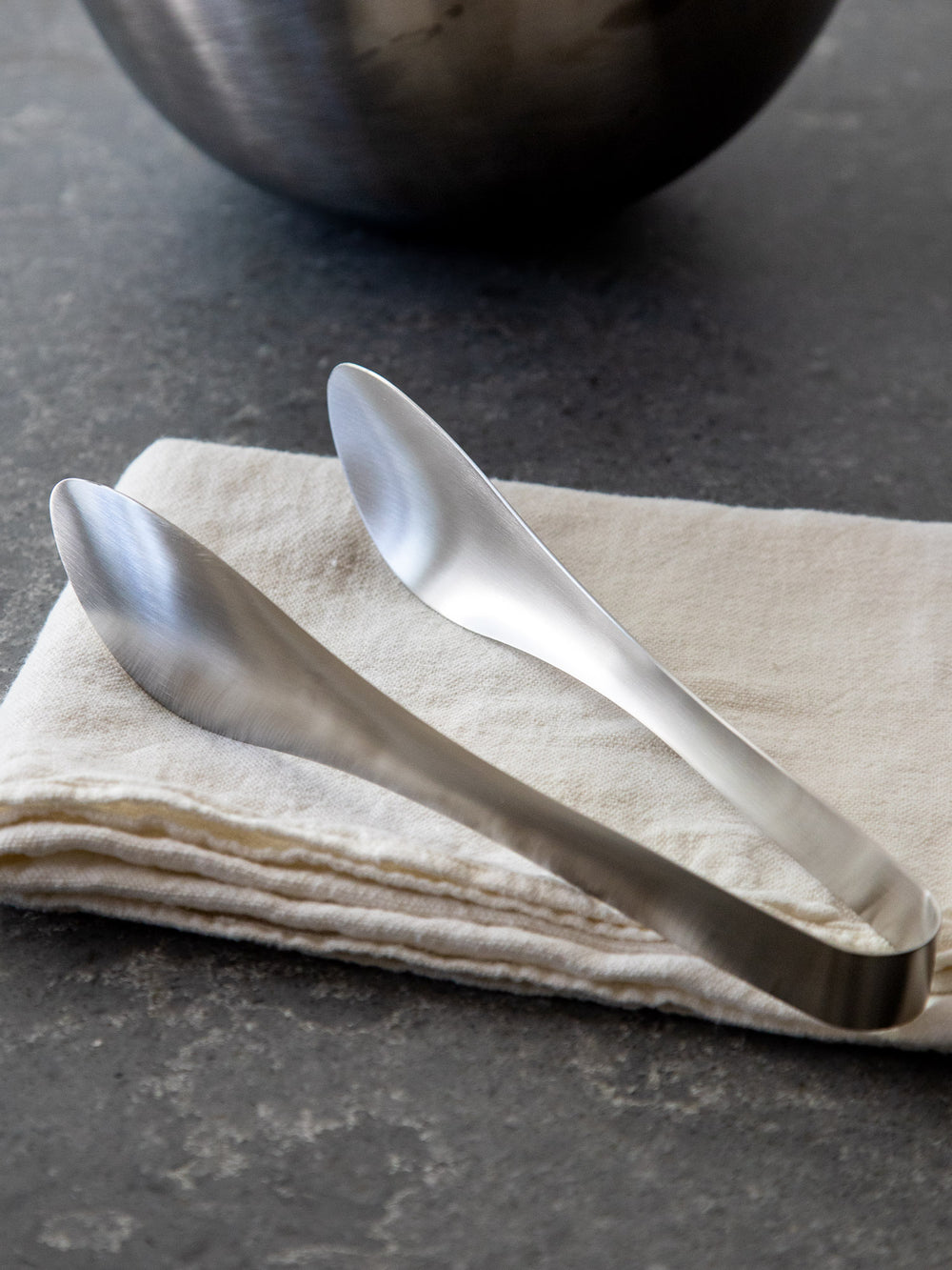 Sori Yanagi Stainless Tongs – Solid