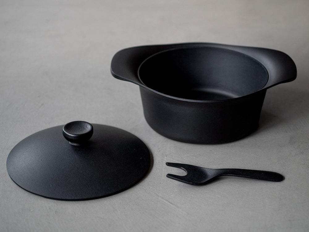 Sori Yanagi Tekki Cast Iron Pot – Deep