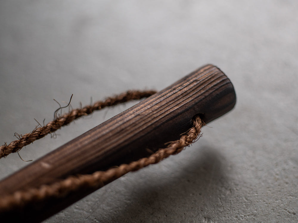 Shuro Handy Broom with Hinoki Handle