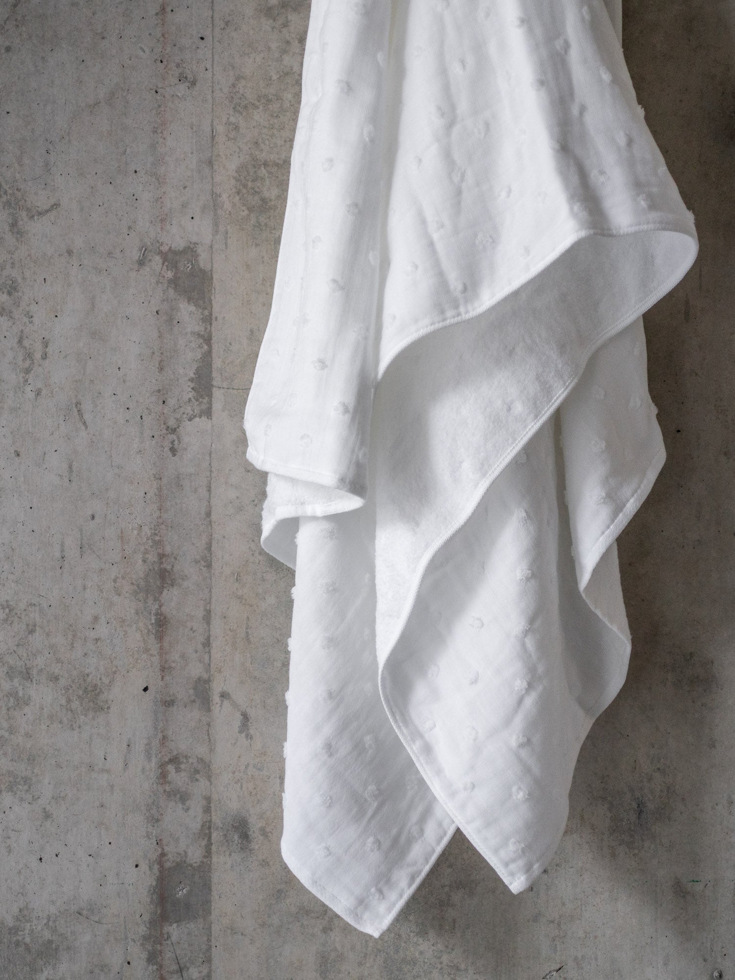Zero Twist Gauze Dot Towel – White