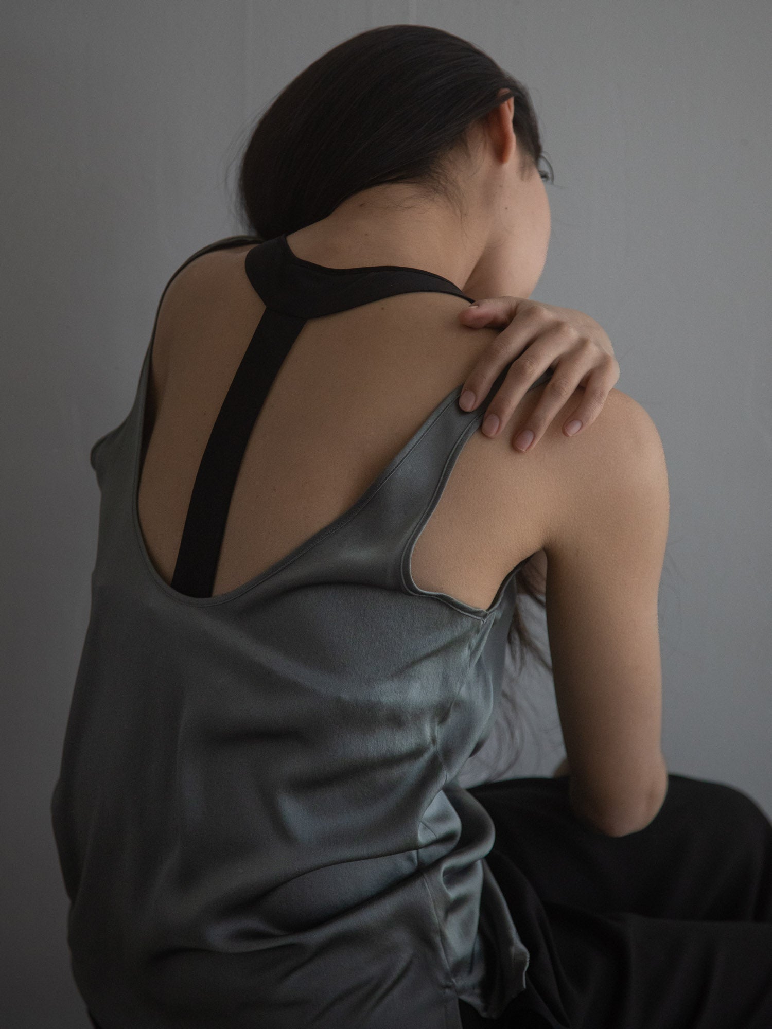Silk T-back Bra - Grey