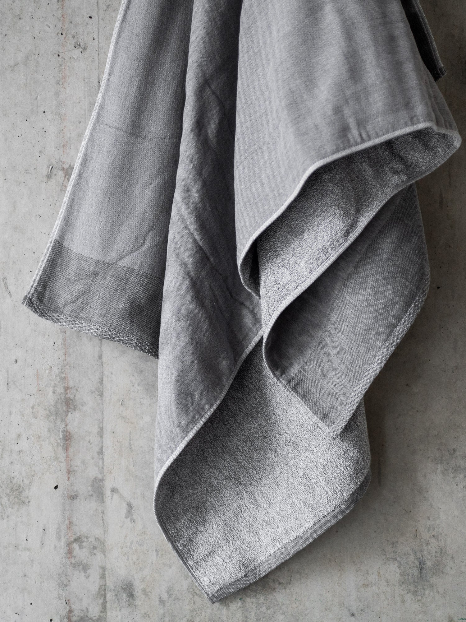 Zen Charcoal Gauze & Pile Towel – Grey